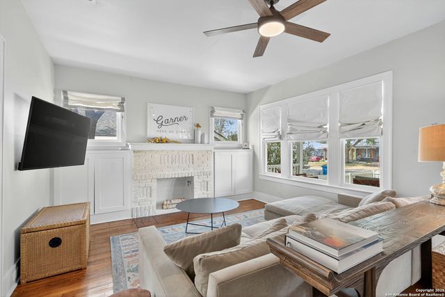 310 Pershing, San Antonio, TX 78209