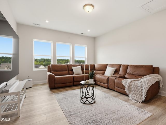 752 Serenity Walk Parkway, Fuquay Varina, NC 27526
