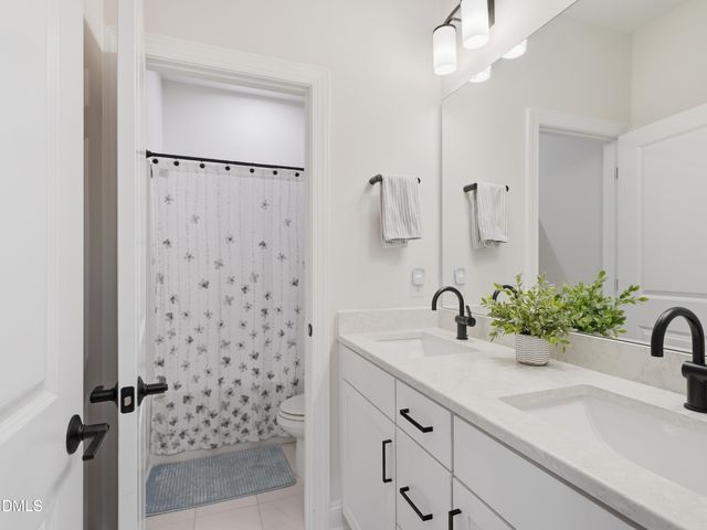 752 Serenity Walk Parkway, Fuquay Varina, NC 27526