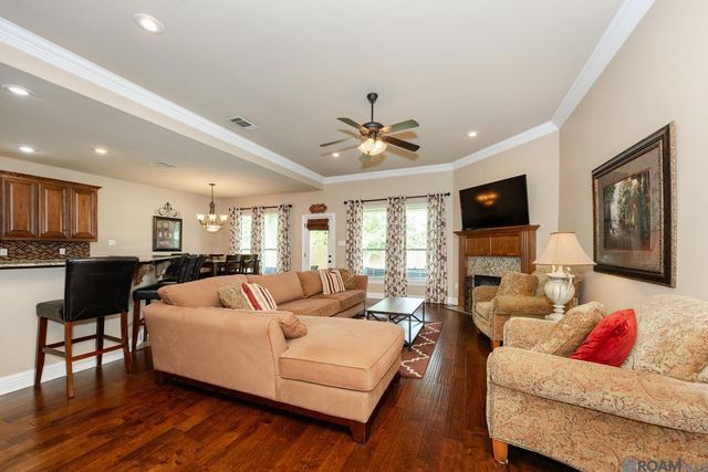 14371 Stonegate Manor Dr, Gonzales, LA 70737