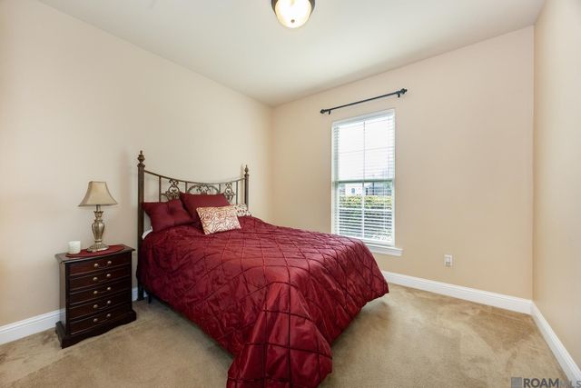 14371 Stonegate Manor Dr, Gonzales, LA 70737
