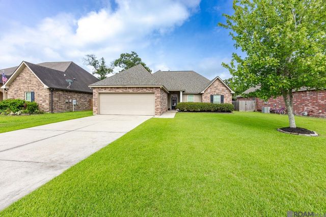 14371 Stonegate Manor Dr, Gonzales, LA 70737
