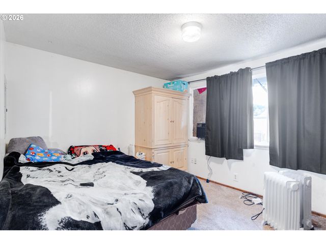 128 ROBBINS St, Woodland, WA 98674