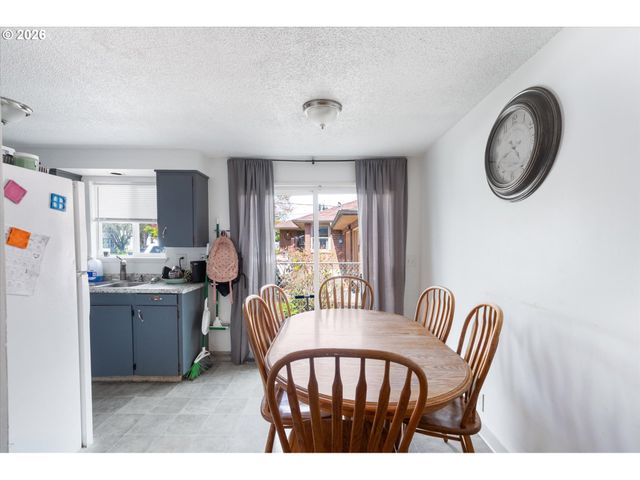 128 ROBBINS St, Woodland, WA 98674