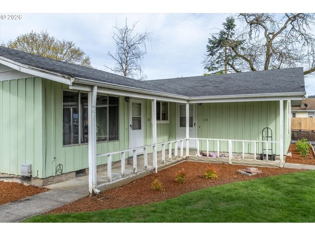 128 ROBBINS St, Woodland, WA 98674