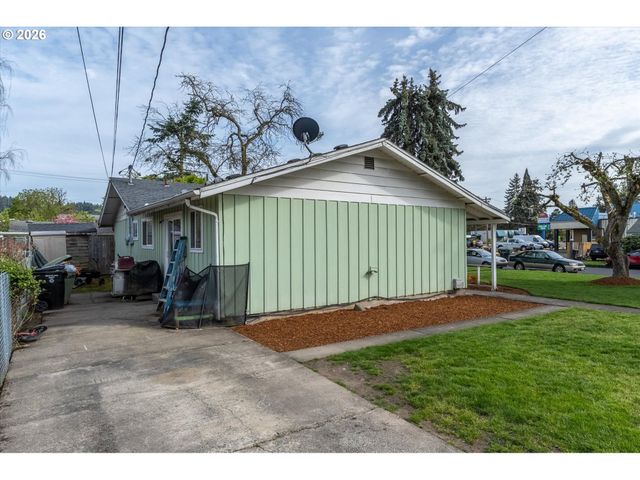 128 ROBBINS St, Woodland, WA 98674