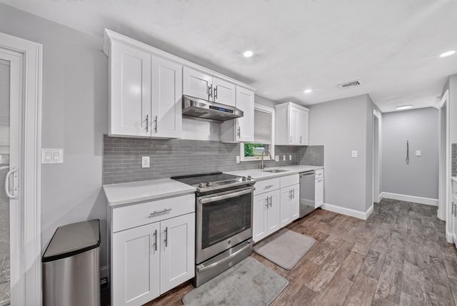 40 Delta Terrace 40, Malden, MA 02148