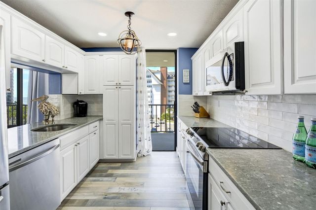 1591 GULF BOULEVARD 405S, Clearwater, FL 33767