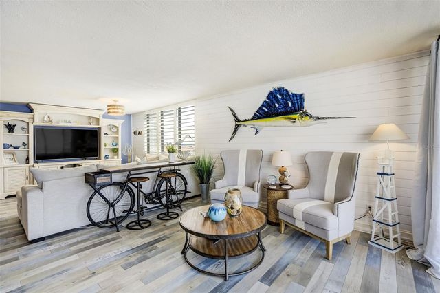 1591 GULF BOULEVARD 405S, Clearwater, FL 33767