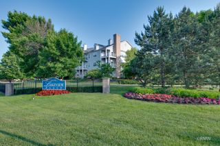 1275 W Lake Street 303, Addison, IL 60101