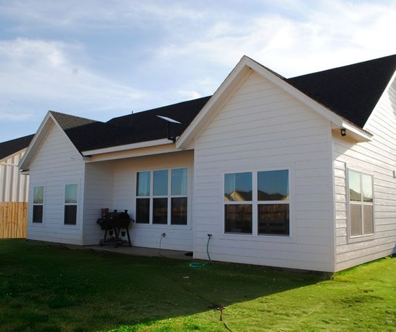 9221 Parkview Circle, Tolar, TX 76476