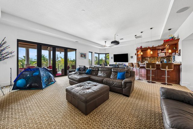 9890 Equus Circle, Boynton Beach, FL 33472