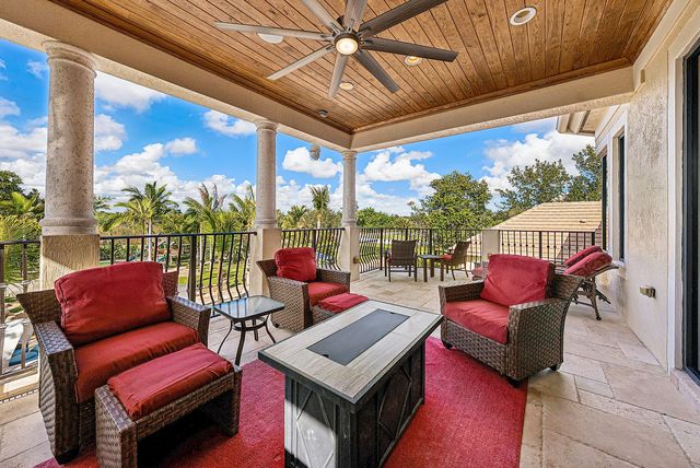 9890 Equus Circle, Boynton Beach, FL 33472