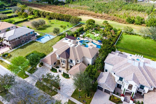 9890 Equus Circle, Boynton Beach, FL 33472