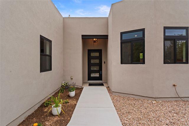 3507 Paa, Santa Fe, NM 87507