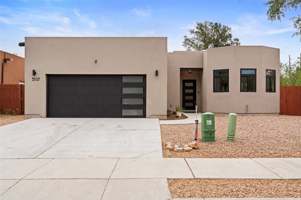 3507 Paa, Santa Fe, NM 87507