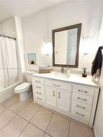 2001 Biscayne Blvd 2310, Miami, FL 33137