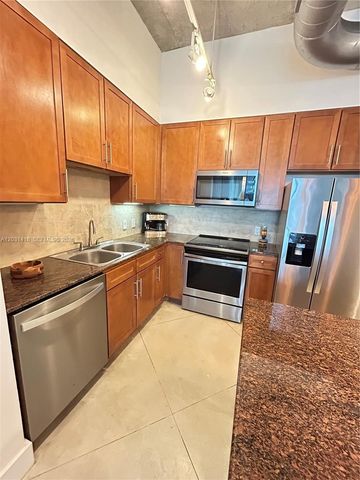 2001 Biscayne Blvd 2310, Miami, FL 33137
