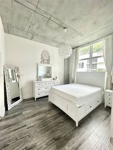 2001 Biscayne Blvd 2310, Miami, FL 33137