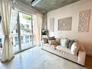 2001 Biscayne Blvd 2310, Miami, FL 33137