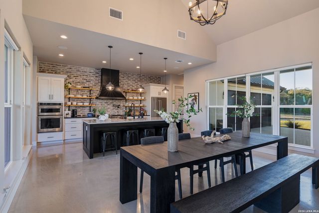 9843 Midsomer Pl, San Antonio, TX 78255