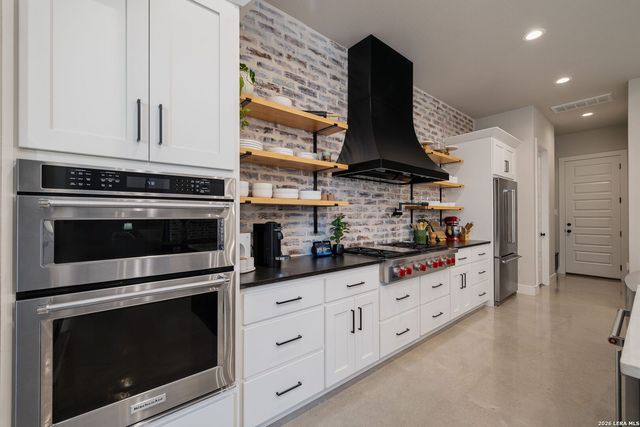 9843 Midsomer Pl, San Antonio, TX 78255