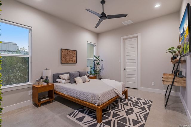 9843 Midsomer Pl, San Antonio, TX 78255