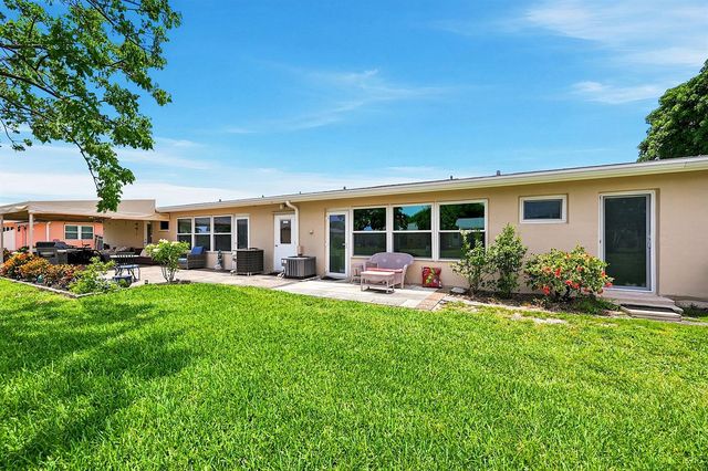 295 High Point Boulevard B, Boynton Beach, FL 33435