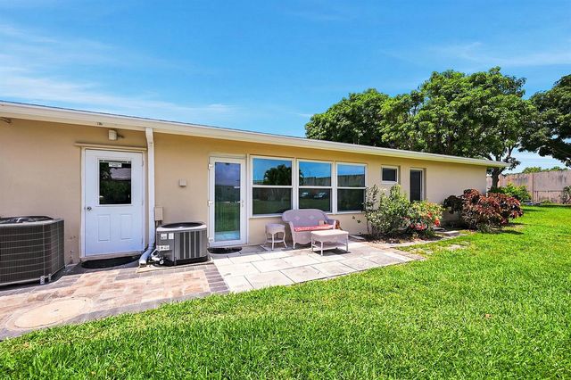 295 High Point Boulevard B, Boynton Beach, FL 33435