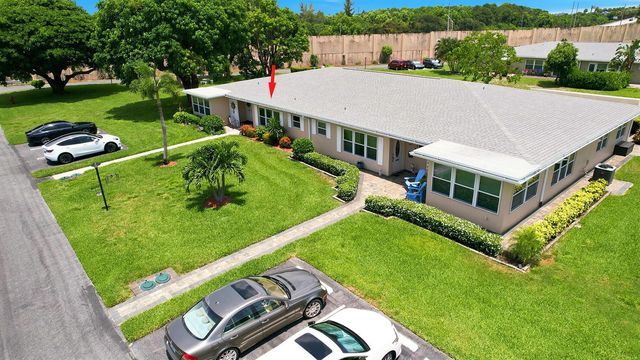 295 High Point Boulevard B, Boynton Beach, FL 33435