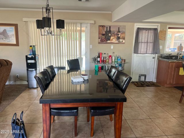 2528 N 48TH Place N, Phoenix, AZ 85008