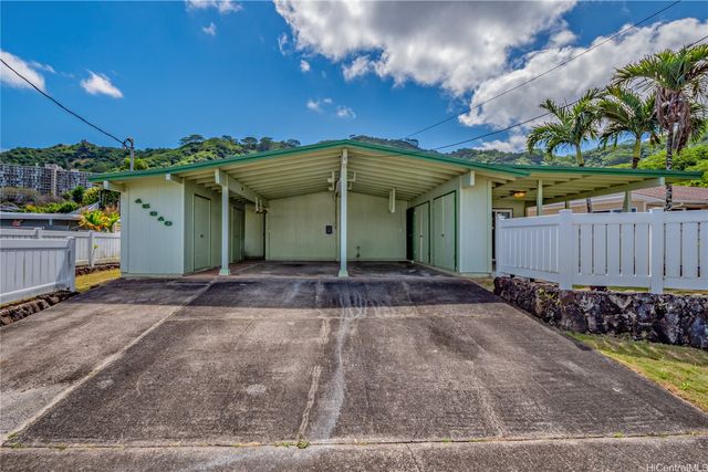 45-340 Lehuuila Street, Kaneohe, HI 96744