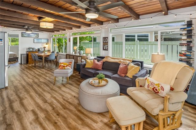 45-340 Lehuuila Street, Kaneohe, HI 96744