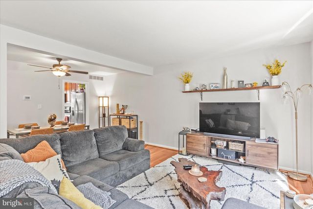 4 BIDEFORD CT, Parkville, MD 21234