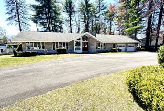 84 Okara Drive, Guilderland, NY 12303