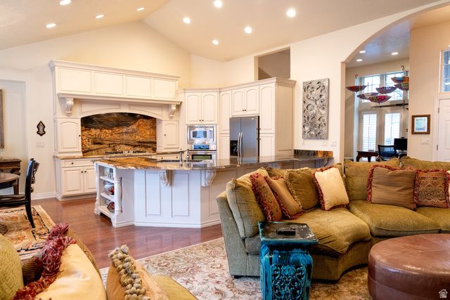 899 E 800 S, Springville, UT 84663