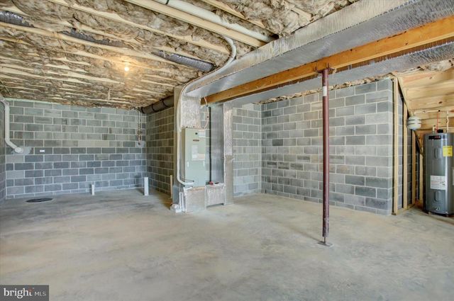 405 GUARD LN, Waynesboro, PA 17268