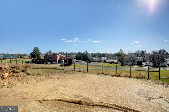 405 GUARD LN, Waynesboro, PA 17268