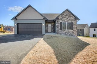 405 GUARD LN, Waynesboro, PA 17268