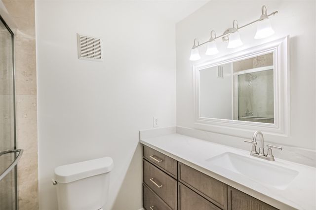 2507 Bering Drive 9, Houston, TX 77057