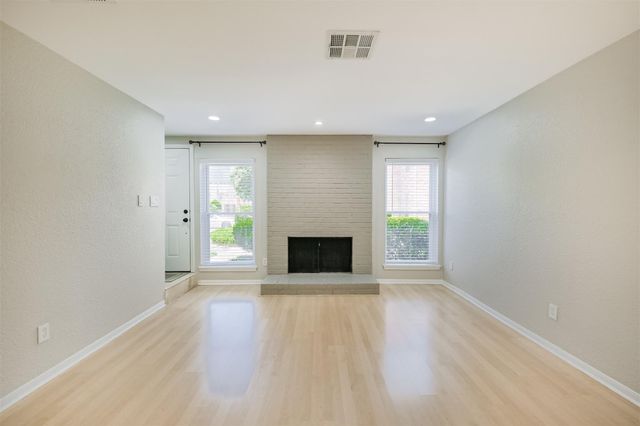 2507 Bering Drive 9, Houston, TX 77057