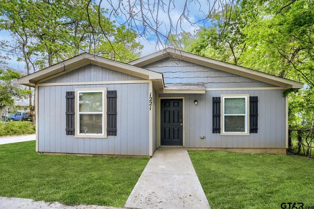 1221 N Whitten Ave, Tyler, TX 75702