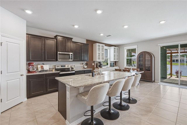8382 BOWER BASS CIRCLE, Wesley Chapel, FL 33545