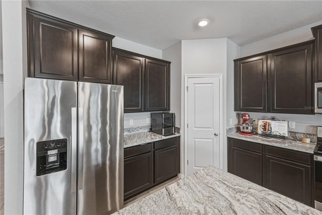 8382 BOWER BASS CIRCLE, Wesley Chapel, FL 33545