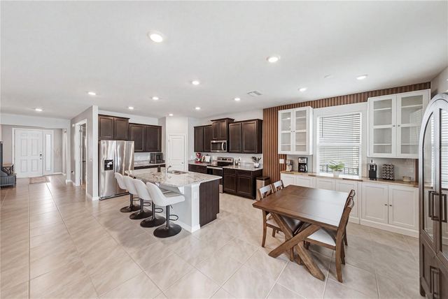 8382 BOWER BASS CIRCLE, Wesley Chapel, FL 33545