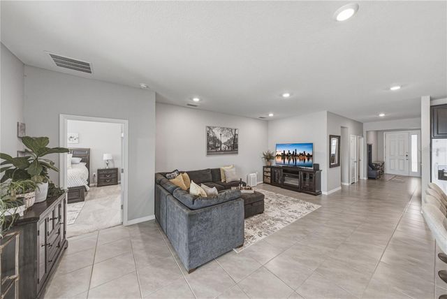 8382 BOWER BASS CIRCLE, Wesley Chapel, FL 33545