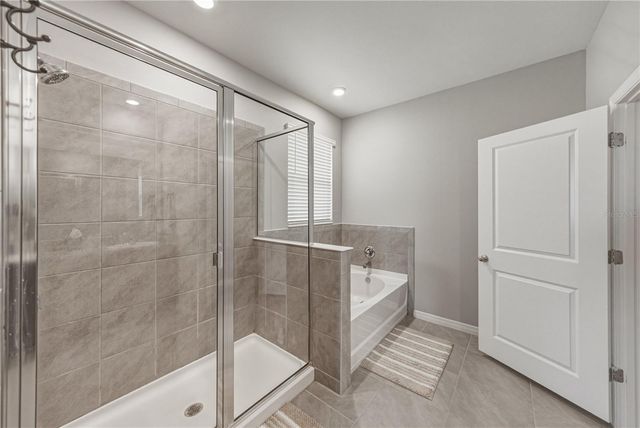 8382 BOWER BASS CIRCLE, Wesley Chapel, FL 33545