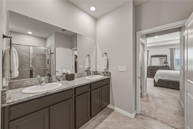 8382 BOWER BASS CIRCLE, Wesley Chapel, FL 33545
