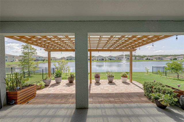 8382 BOWER BASS CIRCLE, Wesley Chapel, FL 33545