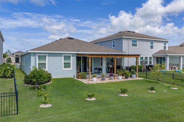 8382 BOWER BASS CIRCLE, Wesley Chapel, FL 33545